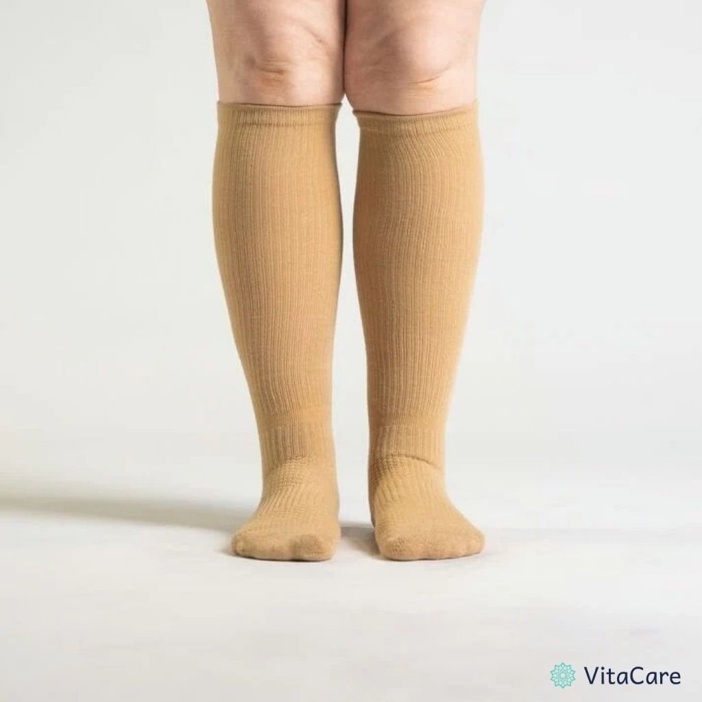 VenoCare Plus® - Beżowe Skarpety Kompresyjne Plus Size - VitaCare - 