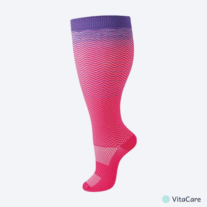 VenoCare Plus® - Malinowy ZygZag Skarpety Kompresyjne Plus Size - VitaCare - 