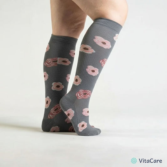 VenoCare Plus® - Pastelowe Kwiaty Skarpety Kompresyjne Plus Size - VitaCare - 