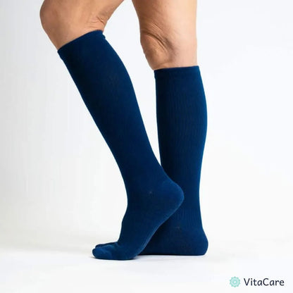 VenoComfort® – Skarpety Kompresyjne na Obrzęki, Żylaki i Ból (Granatowe) - VitaCare - 