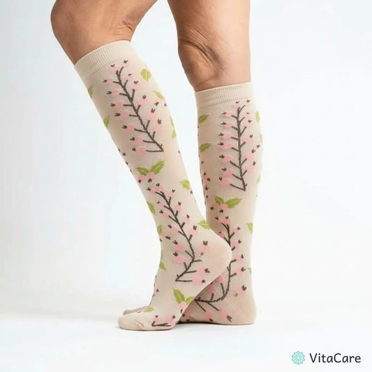 VenoComfort® – Skarpety Kompresyjne na Obrzęki, Żylaki i Ból (Kremowa Gałązka) - VitaCare - 