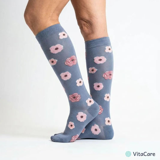 VenoComfort® – Skarpety Kompresyjne na Obrzęki, Żylaki i Ból (Pastelowe Kwiaty) - VitaCare - 
